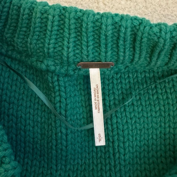 Free People Alli V-Neck Sweater - Picture 3 of 3